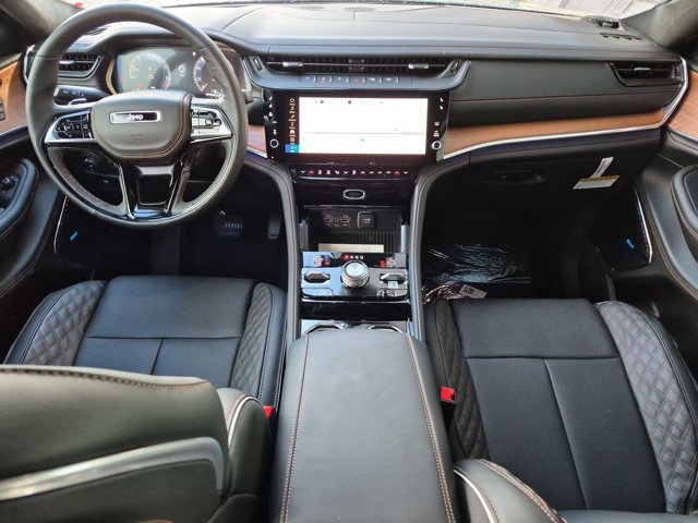 New 2027 Jeep Grand Cherokee Summit AWD/4WD image 14