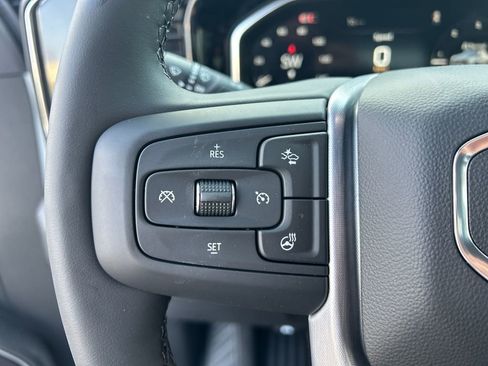 New 2026 GMC Sierra 1500 Elevation image 17