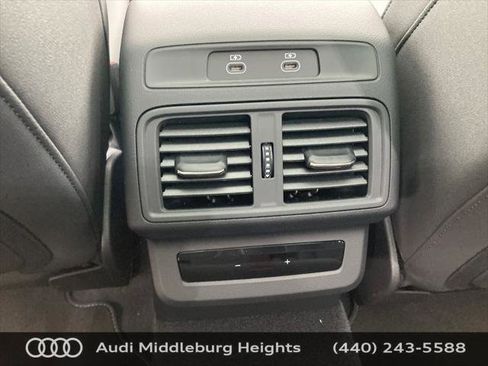 Used 2025 Audi Q5 Premium w/ Convenience Package AWD/4WD image 30