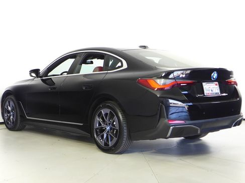 Used 2023 BMW i4 eDrive35 w/ Premium Package RWD image 9