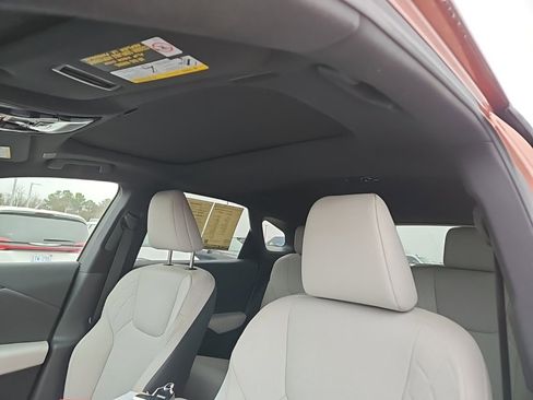 Used 2024 Lexus RX 350 Premium image 16