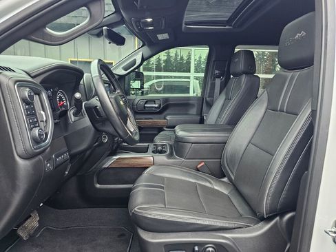 Used 2023 Chevrolet Silverado 3500 High Country image 26