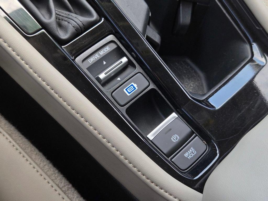 Used 2024 Honda Accord Touring image 20