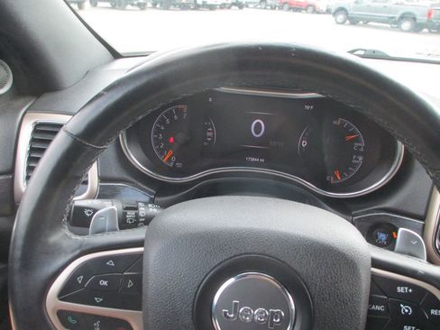 Used 2014 Jeep Grand Cherokee Laredo w/ Security & Convenience Group image 26