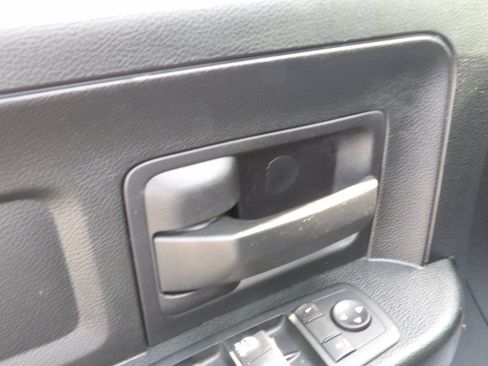 Used 2018 RAM 1500 Tradesman RWD image 20