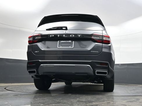 New 2026 Honda Pilot Touring image 33