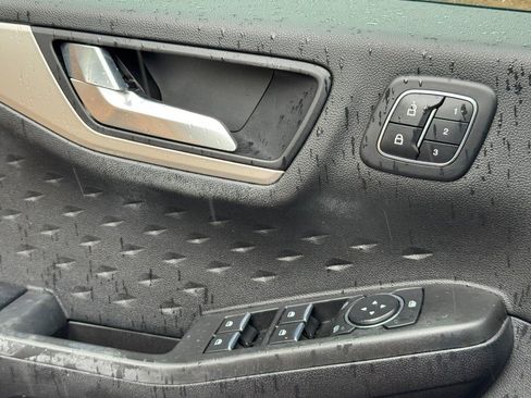 Used 2020 Ford Escape SEL AWD/4WD image 22