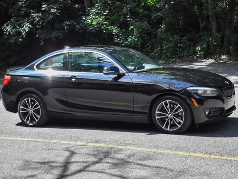 Used 2019 BMW 230i xDrive Coupe w/ Premium Package AWD/4WD image 11