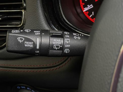 Certified 2025 Dodge Durango GT AWD/4WD image 33