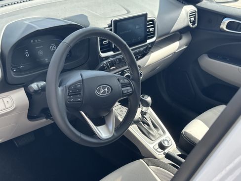 New 2026 Hyundai Venue SEL image 14