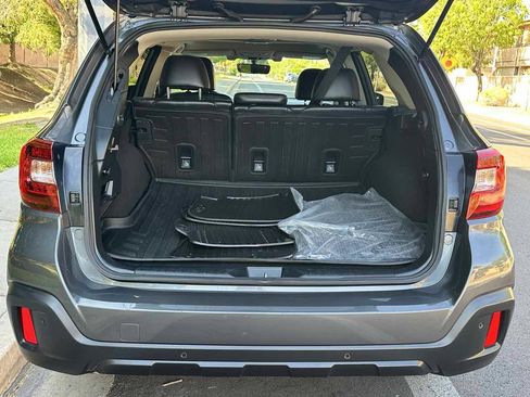 Used 2018 Subaru Outback 2.5i Limited AWD/4WD image 40