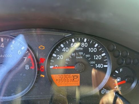 Used 2020 Nissan Frontier SV w/ Midnight Edition Floor Mats image 18