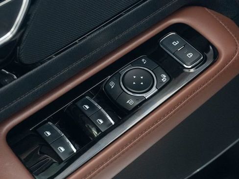 Used 2025 Lincoln Aviator Reserve w/ Illumination Package AWD/4WD image 16