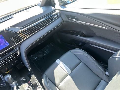 Certified 2025 Toyota Camry SE FWD image 22