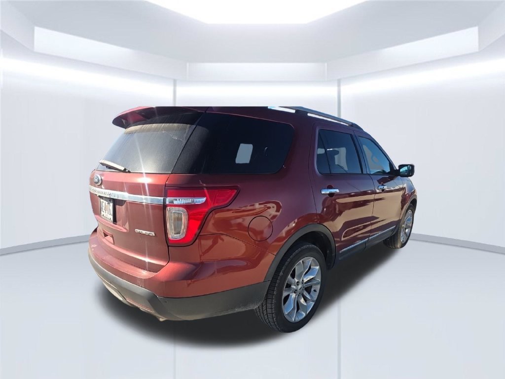 Used 2014 Ford Explorer Limited w/ Equipment Group 301A AWD/4WD image 4