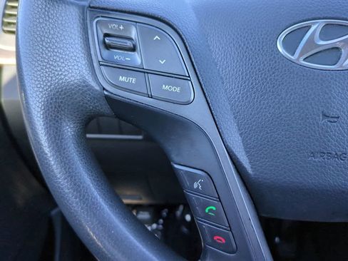 Used 2018 Hyundai Santa Fe Sport image 22