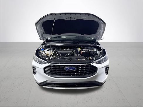 Used 2025 Ford Escape Platinum AWD/4WD image 22