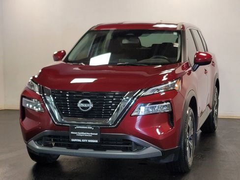 Certified 2023 Nissan Rogue SV image 4