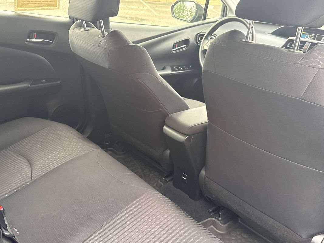 Used 2017 Toyota Prius One FWD image 22