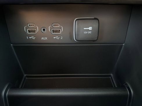 New 2026 Jeep Grand Cherokee Limited w/ Limited Altitude Package RWD image 40