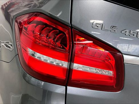 Used 2018 Mercedes-Benz GLS 450 4MATIC image 30