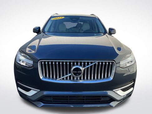 Certified 2023 Volvo XC90 B6 Plus w/ Protection Package image 10