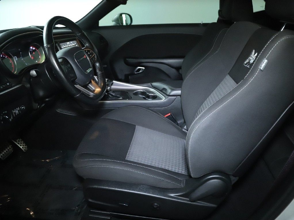 Used 2020 Dodge Challenger R/T Scat Pack w/ Dynamics Package RWD image 17