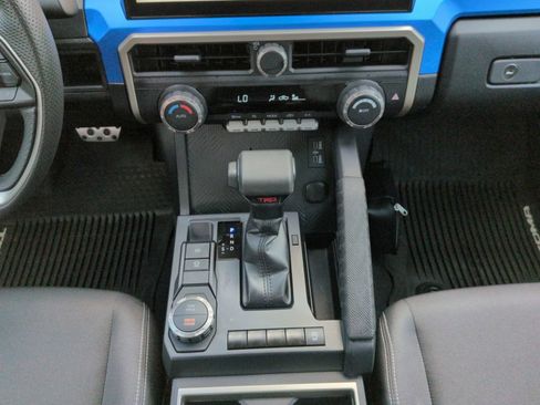 Used 2024 Toyota Tacoma TRD Sport RWD image 22