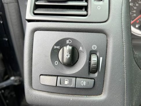 Used 2012 Volvo C70 T5 image 22