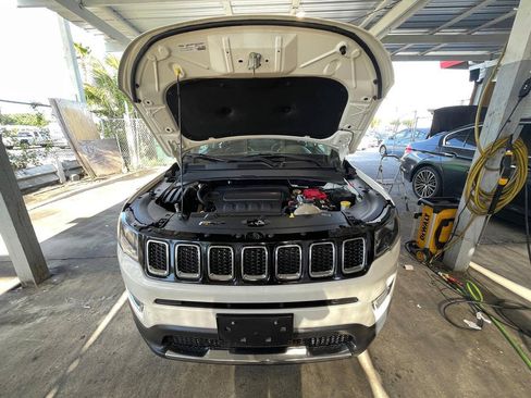 Used 2019 Jeep Compass Limited FWD image 19