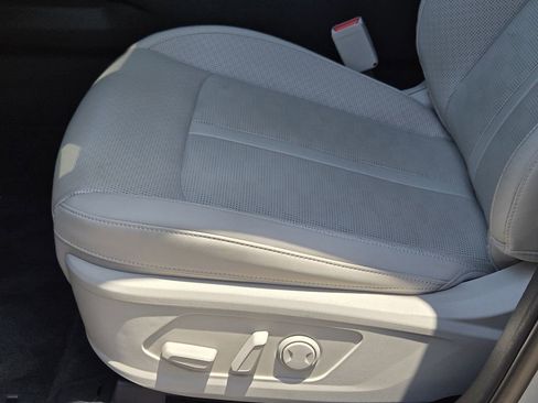 Certified 2025 Kia Sorento SX AWD/4WD image 26