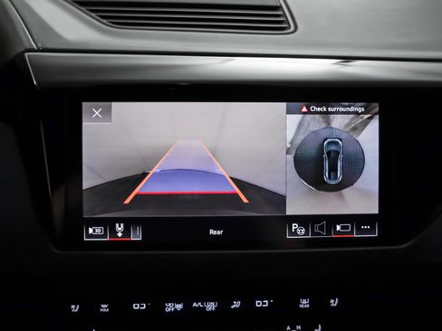 Used 2023 Audi RS e-tron GT w/ Carbon Performance Package image 20