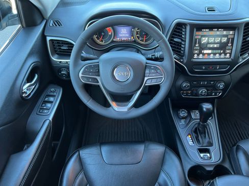 Used 2022 Jeep Cherokee Latitude Lux w/ Sun & Sound Group image 14