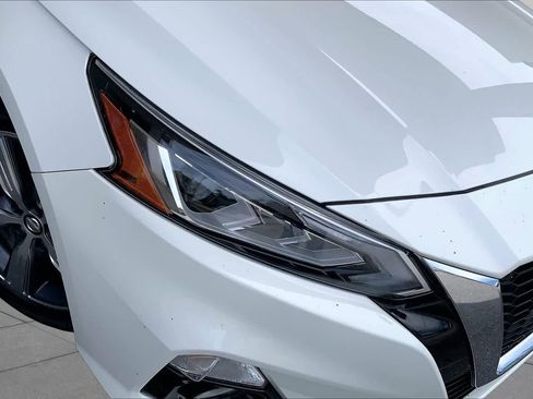 Used 2022 Nissan Altima 2.5 SL FWD image 27