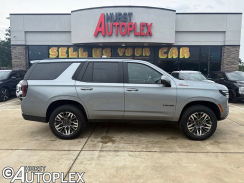 Used 2025 Chevrolet Tahoe Z71 AWD/4WD image 1