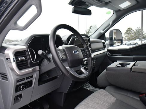 Used 2023 Ford F150 XLT w/ Equipment Group 302A High image 11