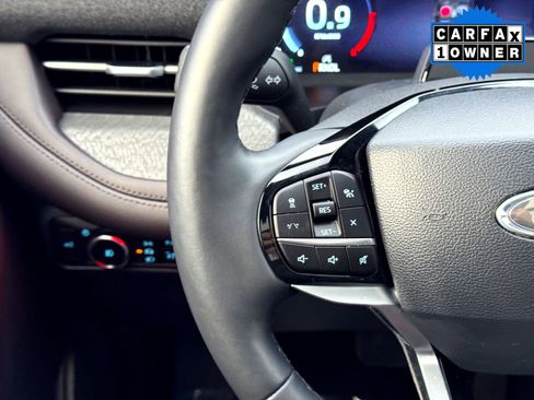 Used 2025 Ford Explorer Platinum w/ LUX Leather Package image 25