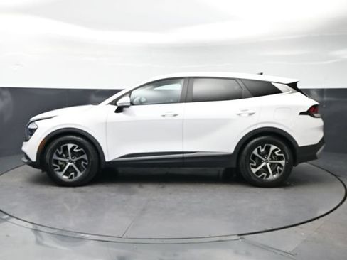 Used 2023 Kia Sportage EX FWD image 8