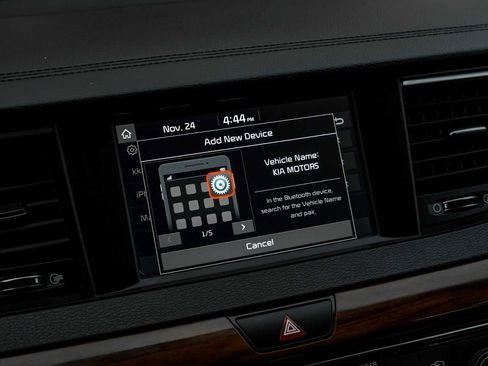 Used 2019 Kia Cadenza Premium image 31