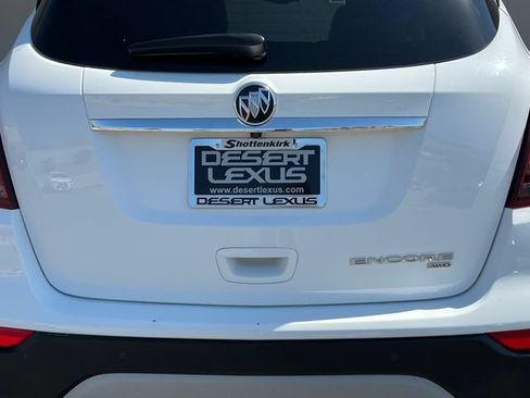 Used 2021 Buick Encore Preferred w/ Safety Package II AWD/4WD image 10