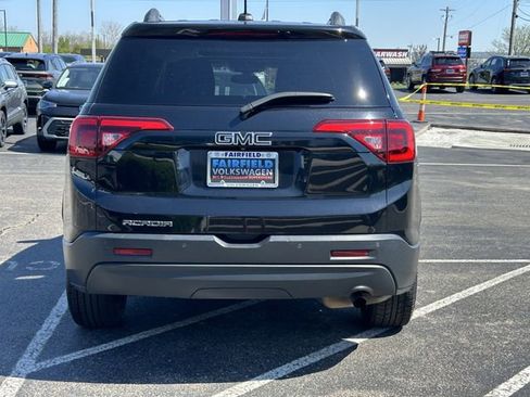 Used 2019 GMC Acadia SLT w/ Black Edition FWD image 6