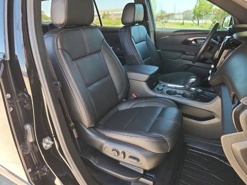 Used 2023 Chevrolet Traverse RS w/ LPO, Floor Liner Package FWD image 16
