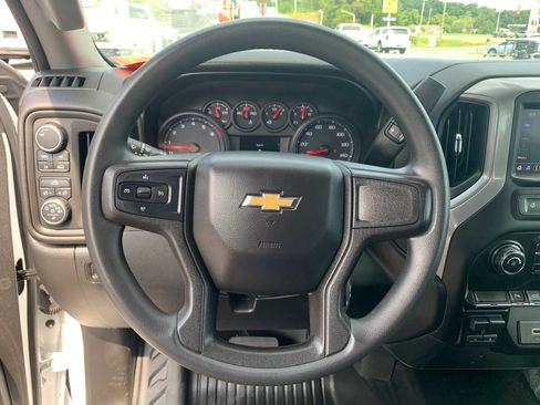 Used 2020 Chevrolet Silverado 1500 W/T w/ WT Safety Package AWD/4WD image 10