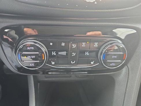 Used 2023 Buick Encore GX Select FWD image 29