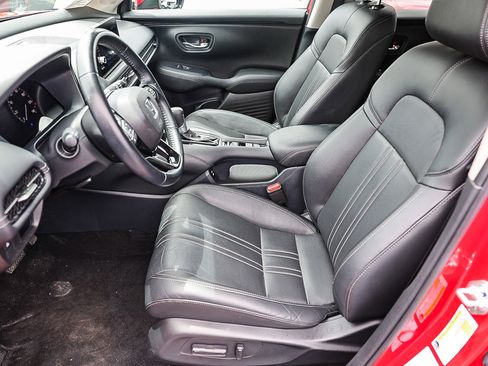 Certified 2025 Honda HR-V EX-L image 9