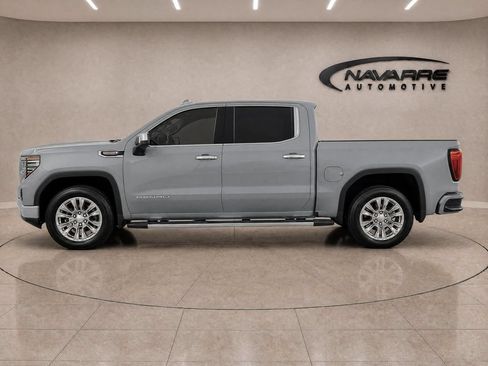 Used 2025 GMC Sierra 1500 Denali AWD/4WD image 4