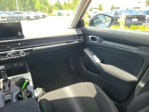 Used 2023 Honda Civic LX image 17