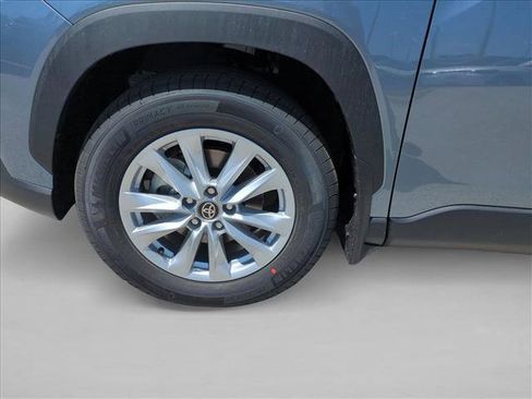 New 2026 Toyota Corolla Cross LE FWD image 10