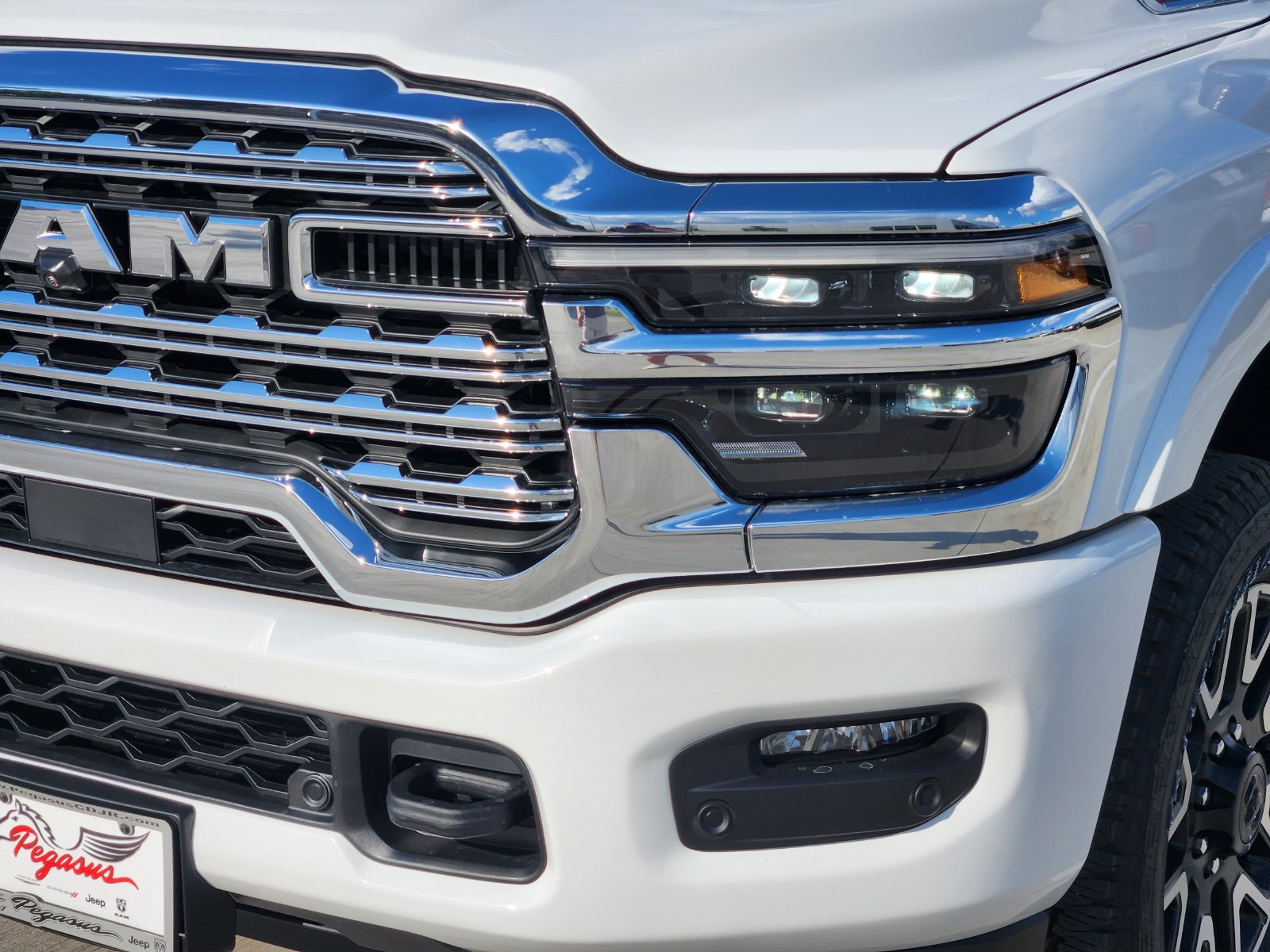 New 2027 RAM 2500 Limited AWD/4WD image 9