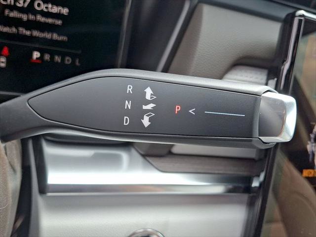New 2027 GMC Terrain Denali AWD/4WD image 15
